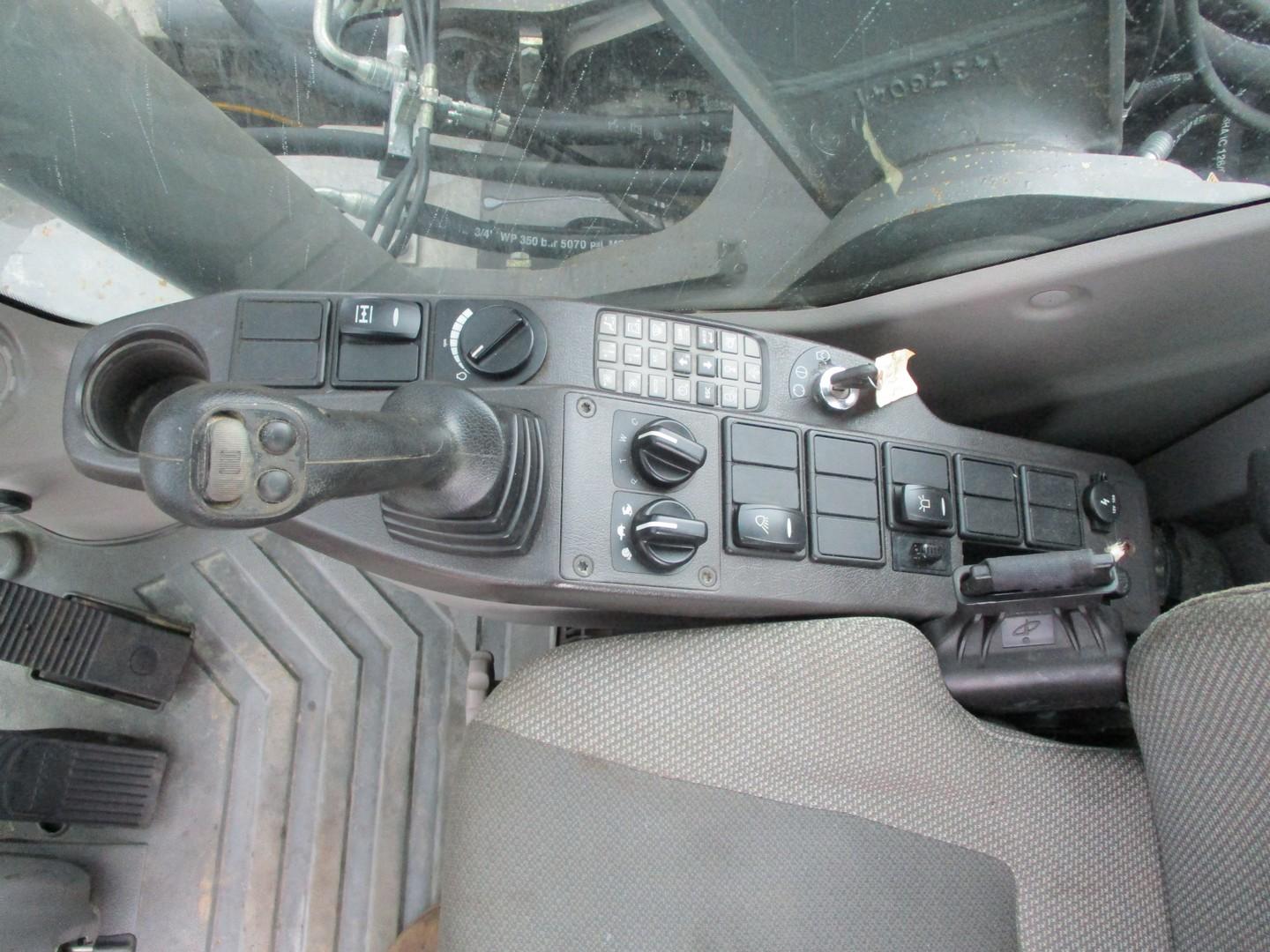 2011 Volvo EW180C Rubber Tire Excavator