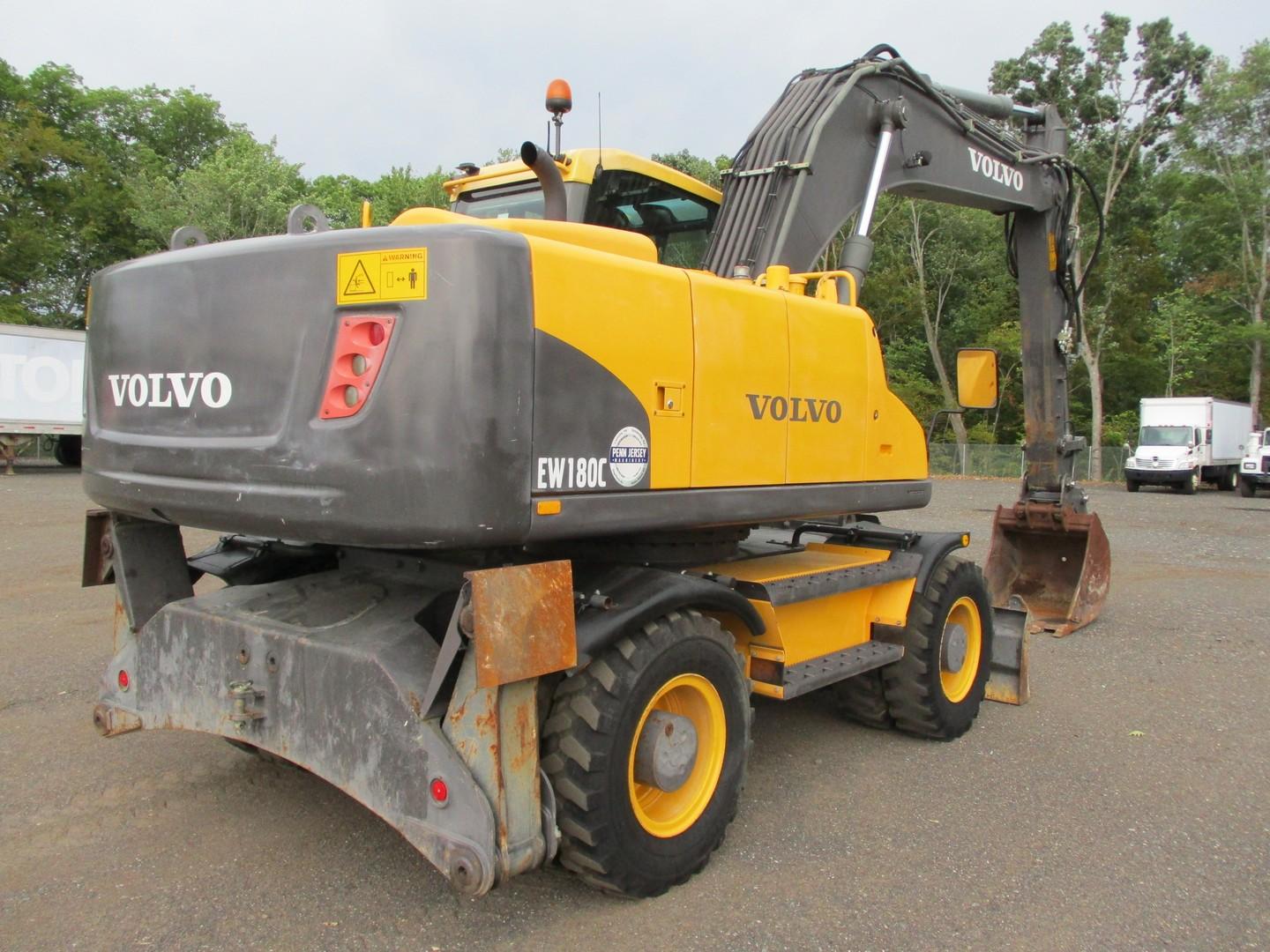 2011 Volvo EW180C Rubber Tire Excavator