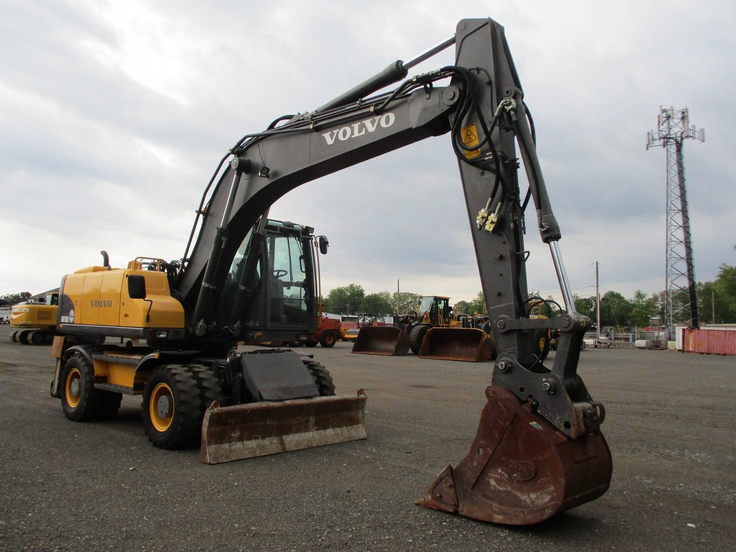 2011 Volvo EW180C Rubber Tire Excavator
