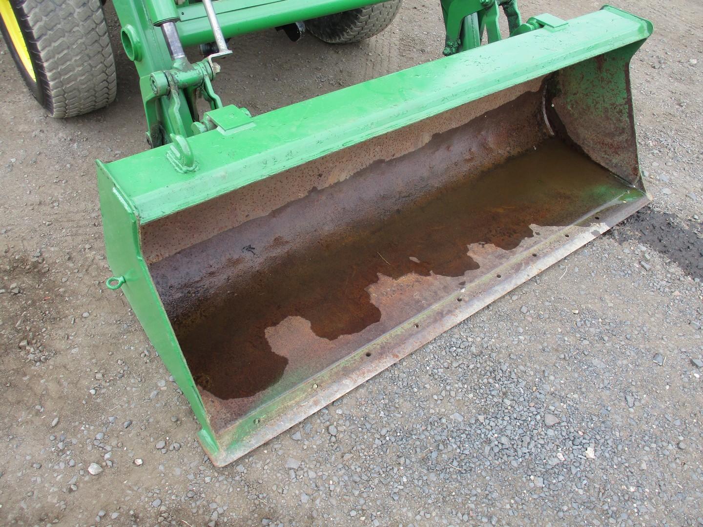 John Deere 3520 Tractor