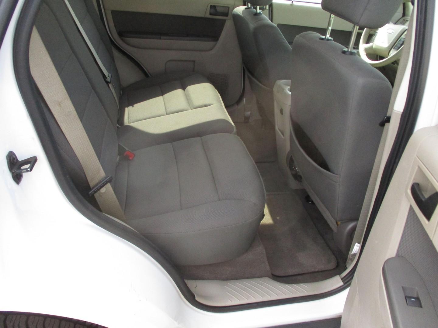 2010 Ford Escape Hybrid SUV