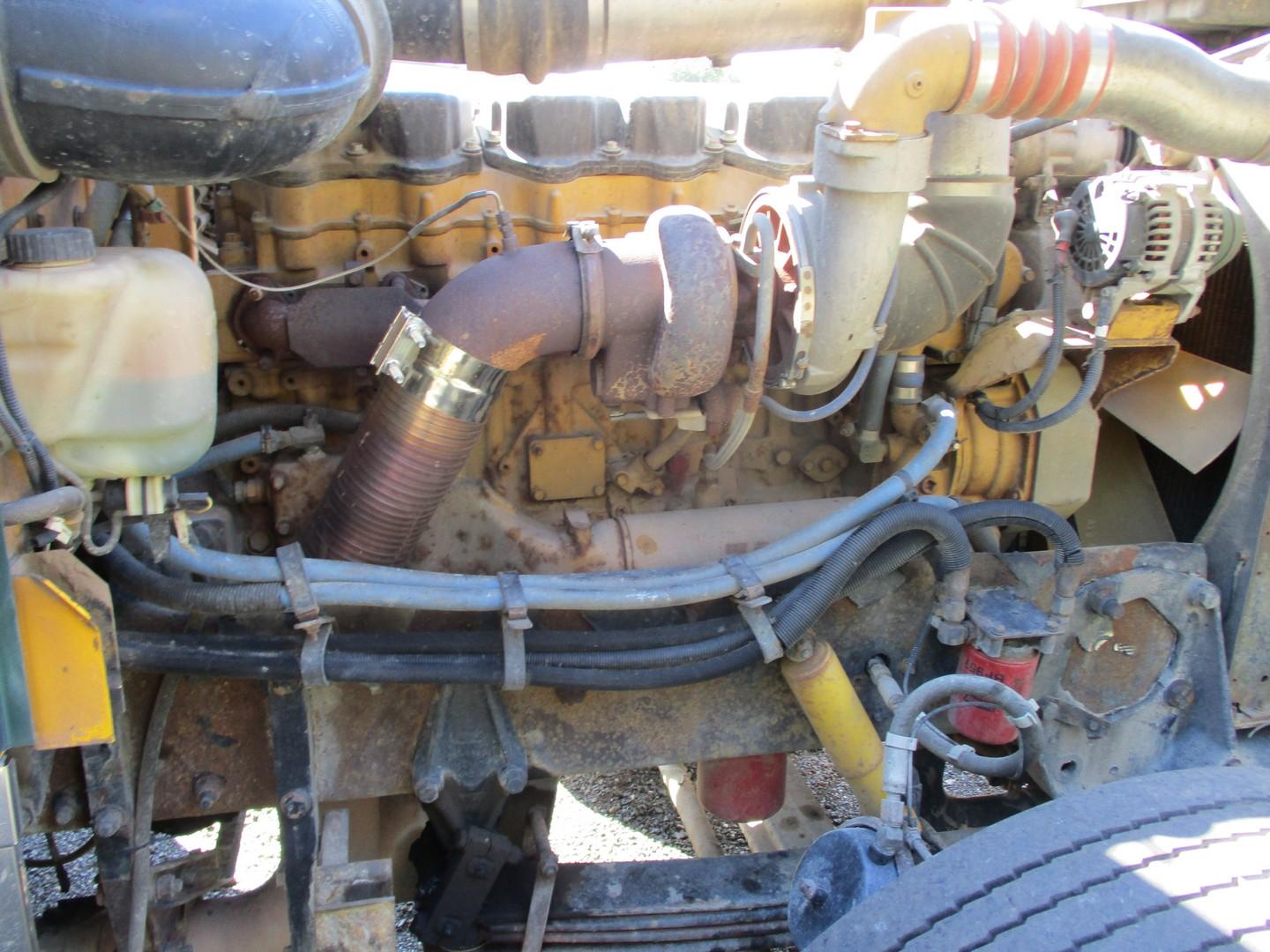 2002 Peterbilt 379EX Tri/A Dump Truck