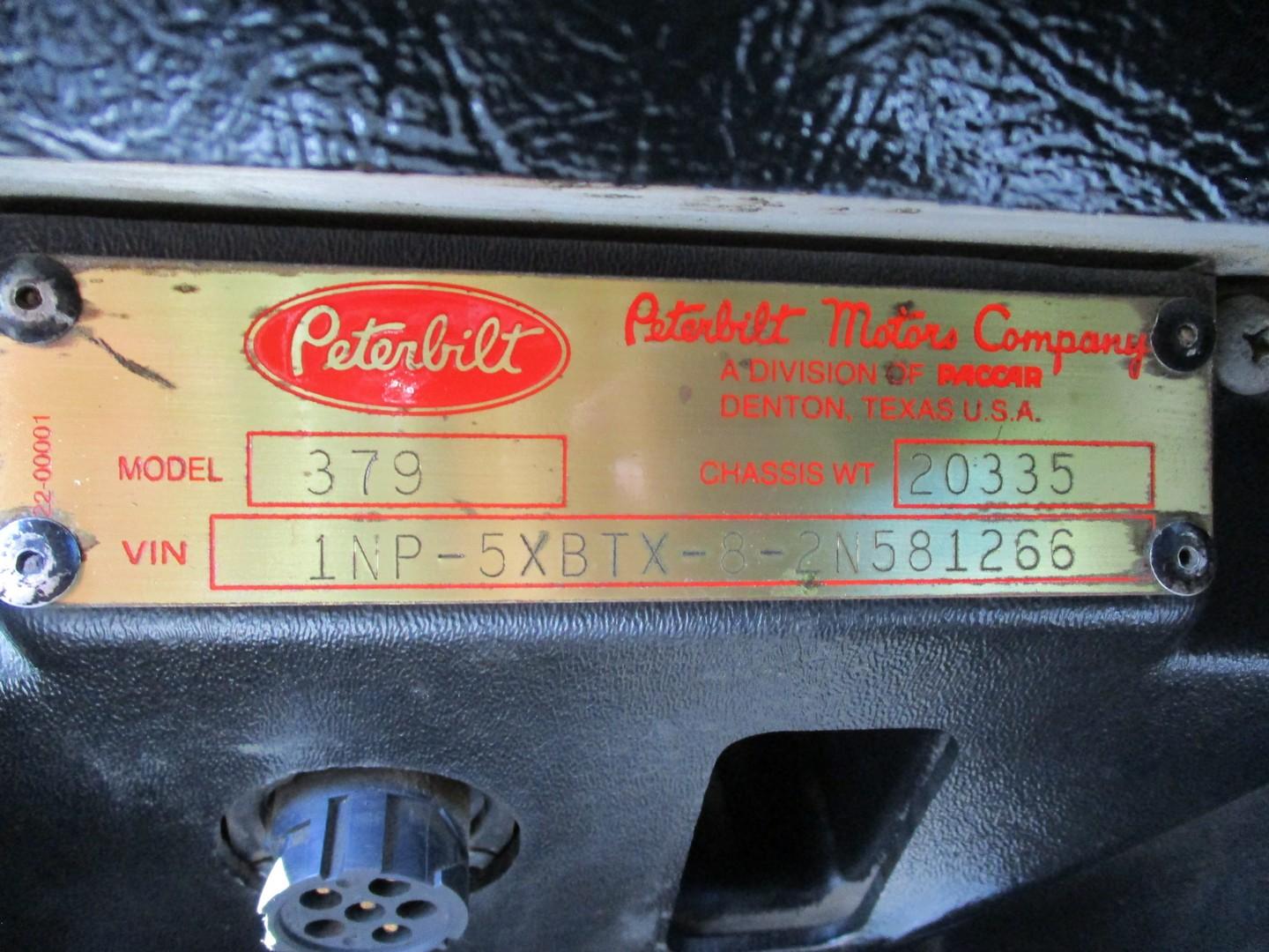 2002 Peterbilt 379EX Tri/A Dump Truck