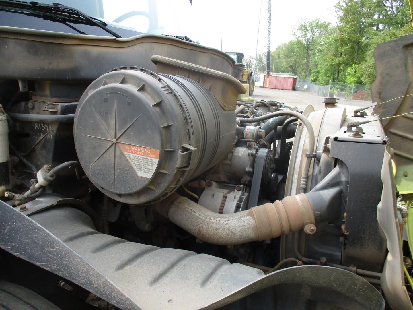2007 International 4300 S/A Switch N Go Truck
