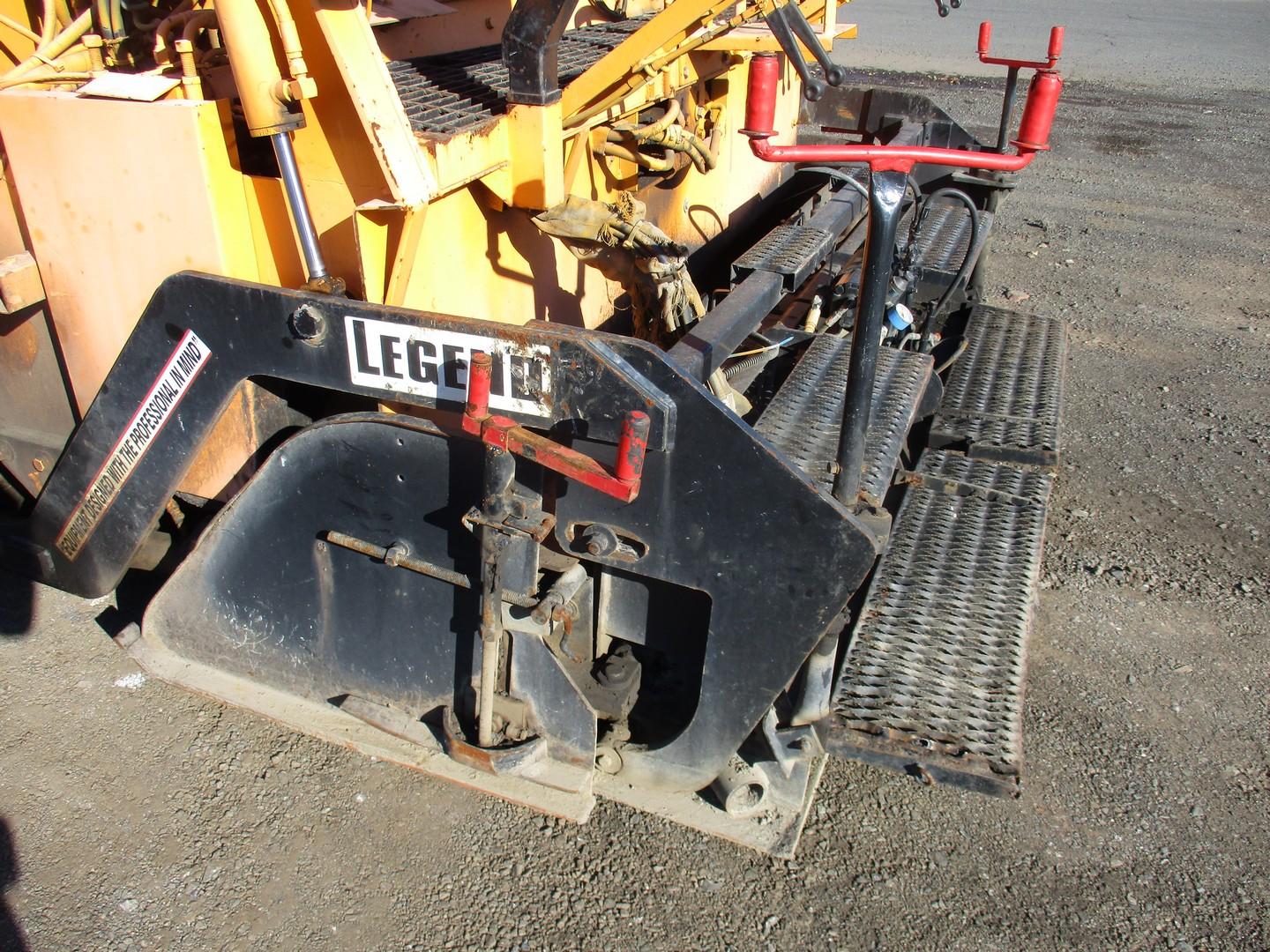 1997 LeeBoy L8500T Asphalt Paver