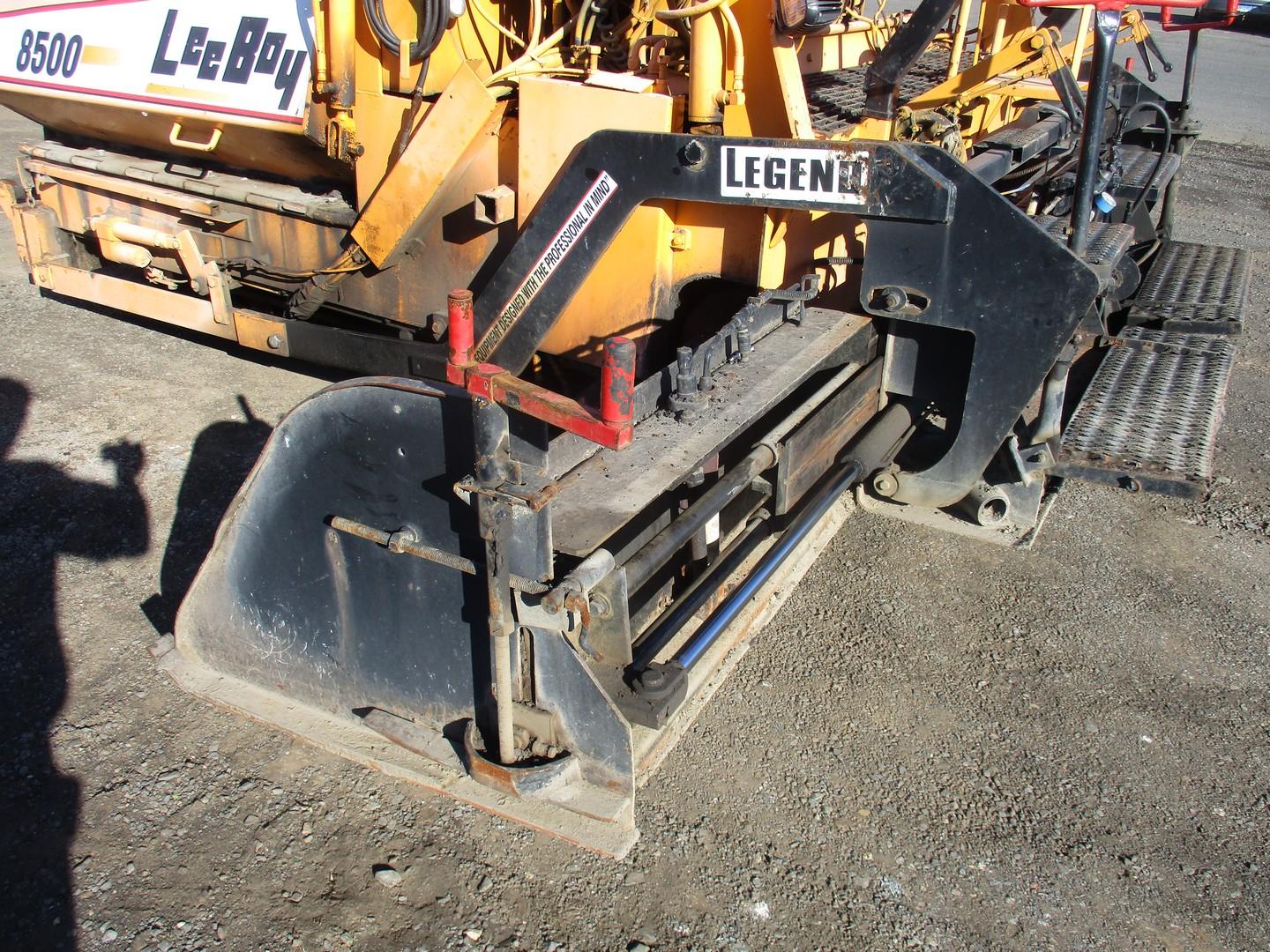 1997 LeeBoy L8500T Asphalt Paver