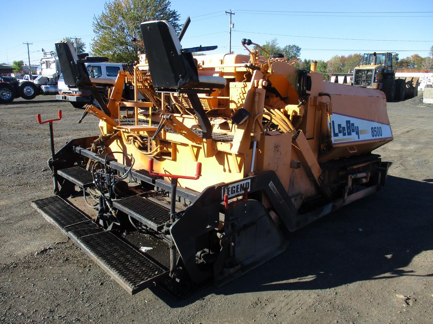 1997 LeeBoy L8500T Asphalt Paver