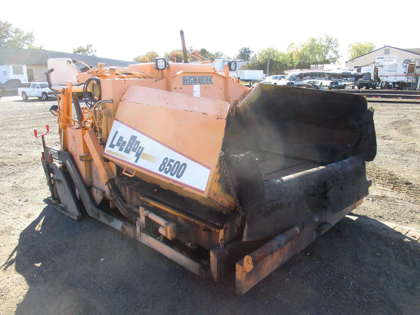 1997 LeeBoy L8500T Asphalt Paver