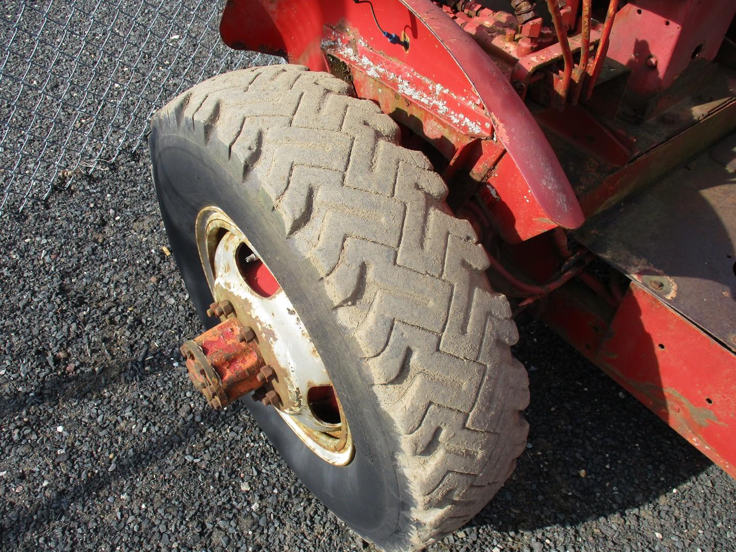 Jacobsen Tractor