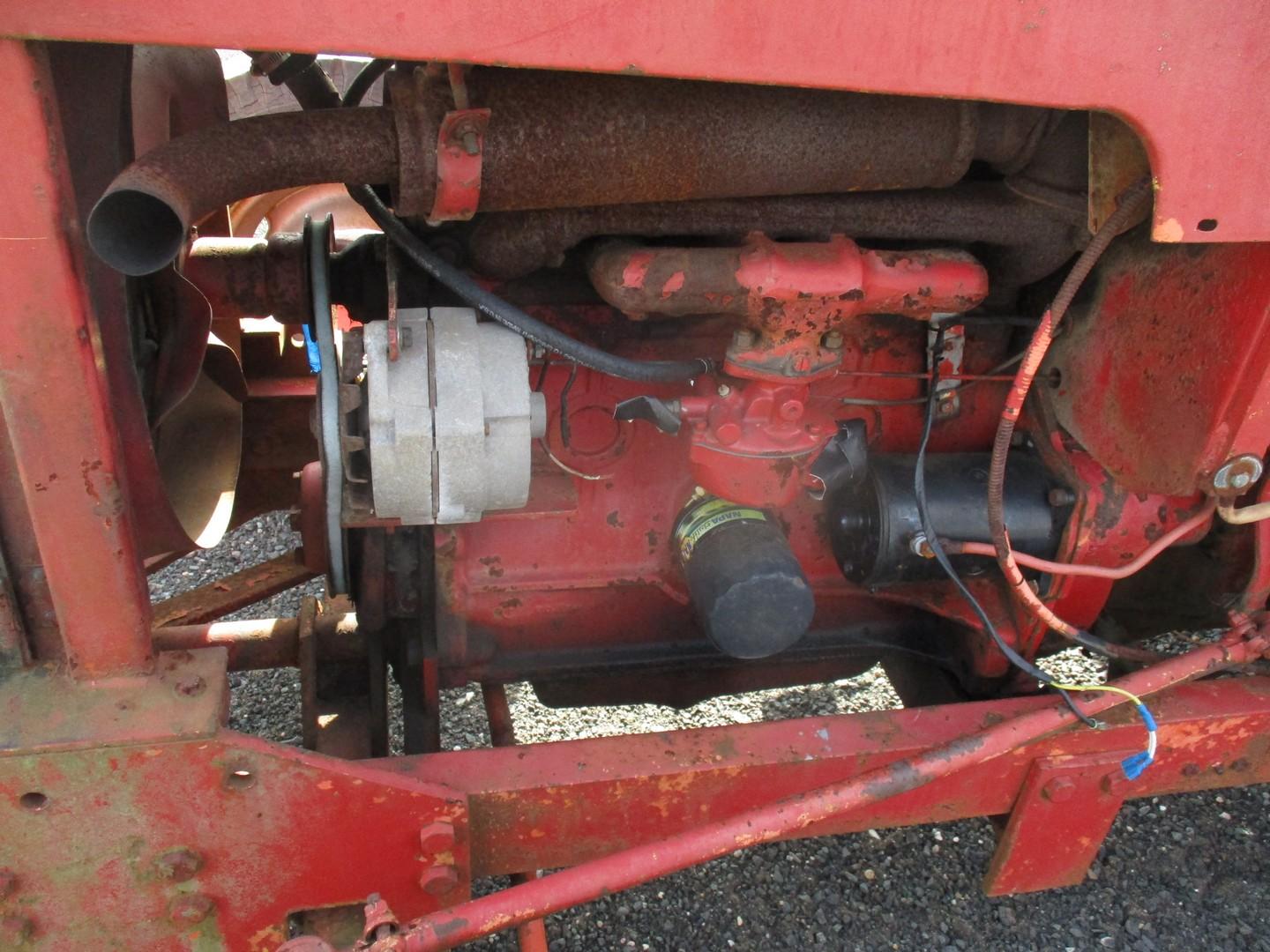 Jacobsen Tractor