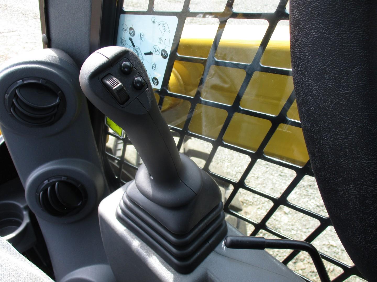 2020 Caterpillar 262D3 Skid Steer