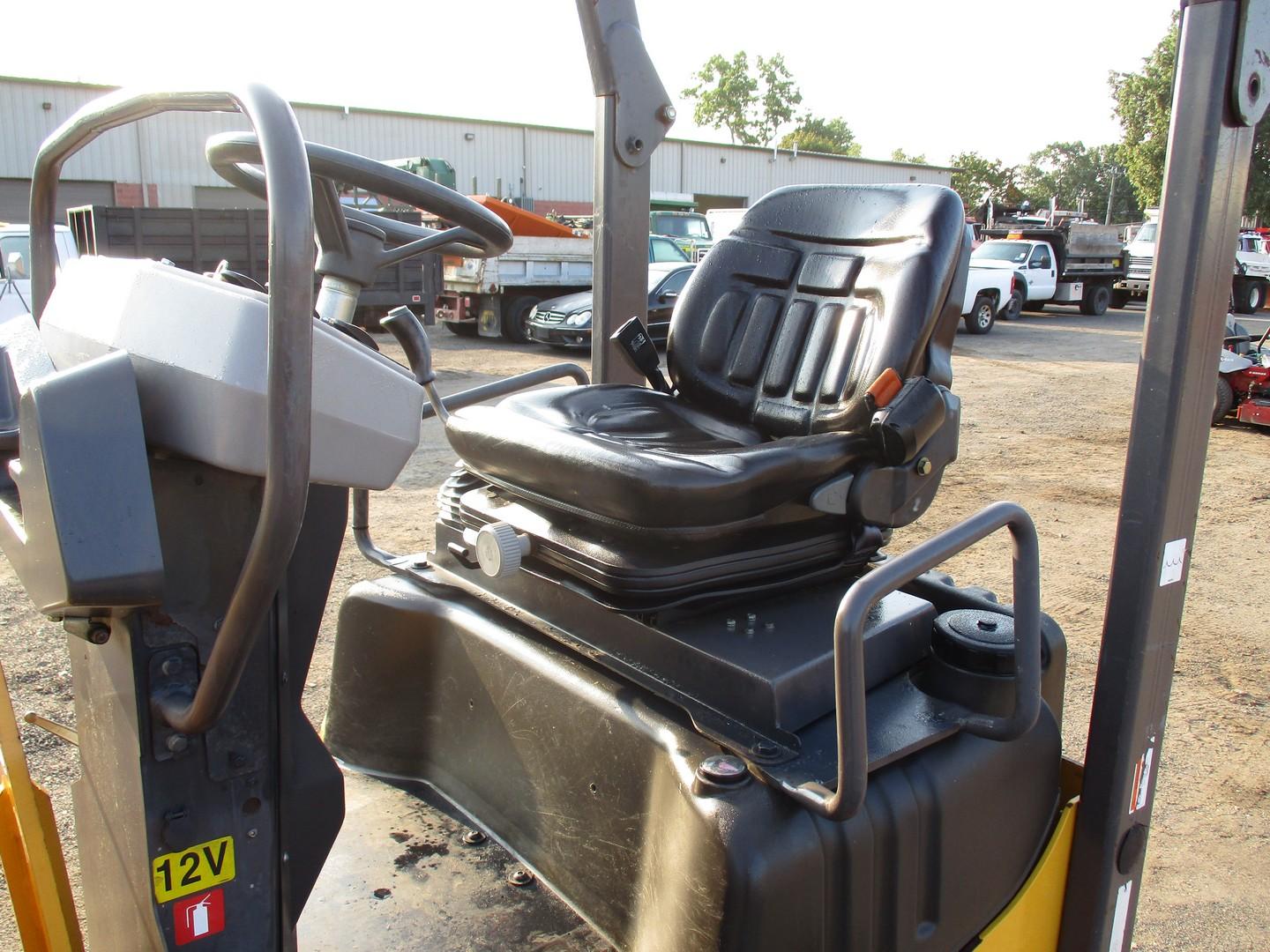 2014 Volvo DD25 Double Drum Vibratory Roller