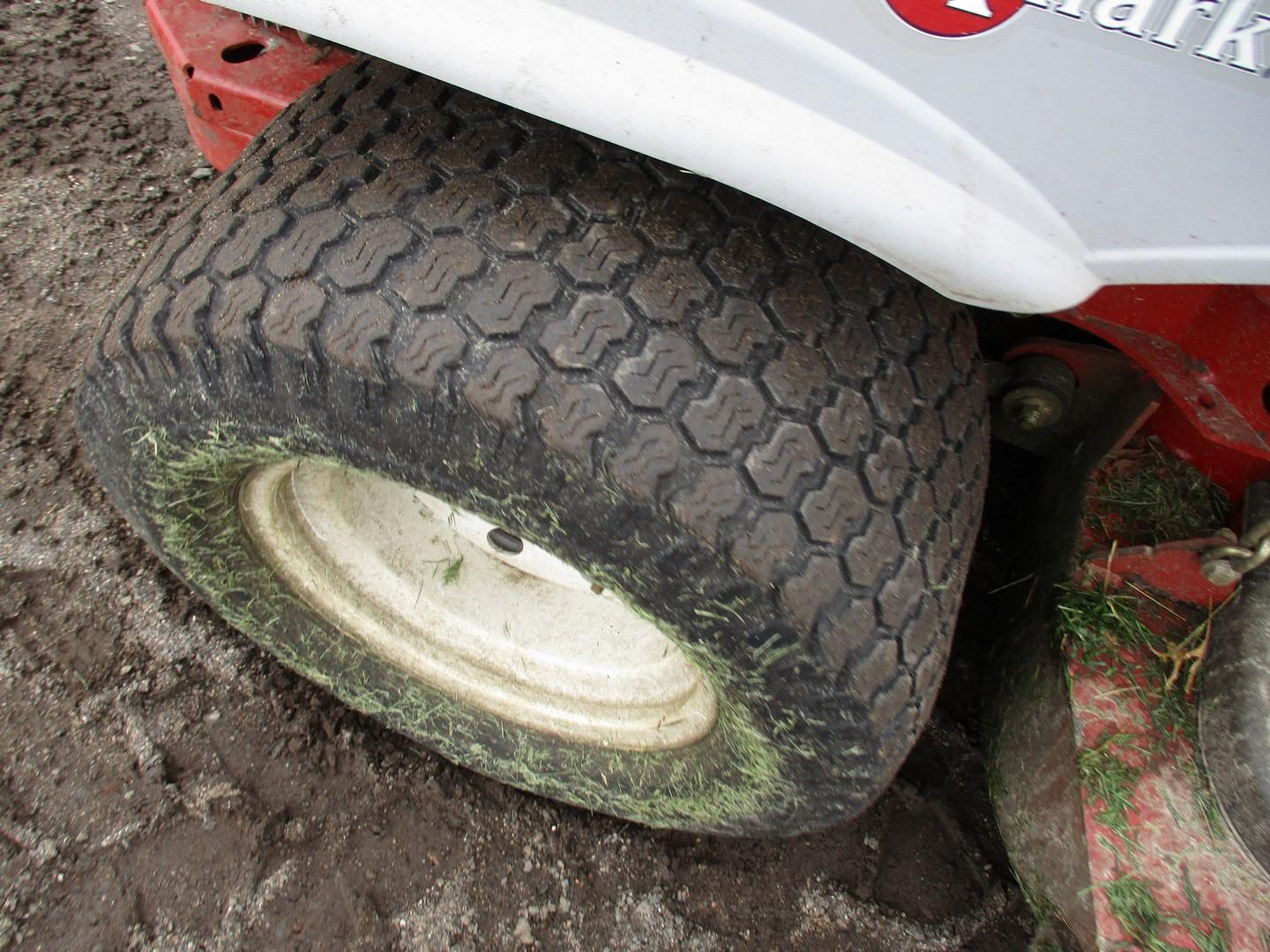 Exmark E-Series Zero Turn Mower
