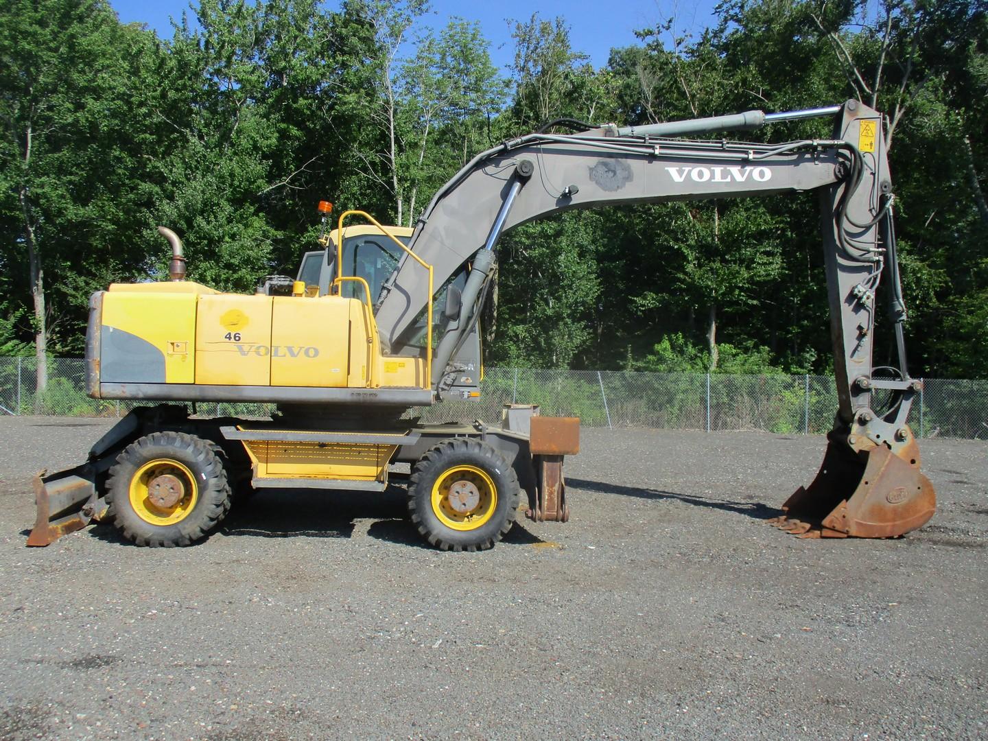 2007 Volvo EW180C Rubber Tire Excavator