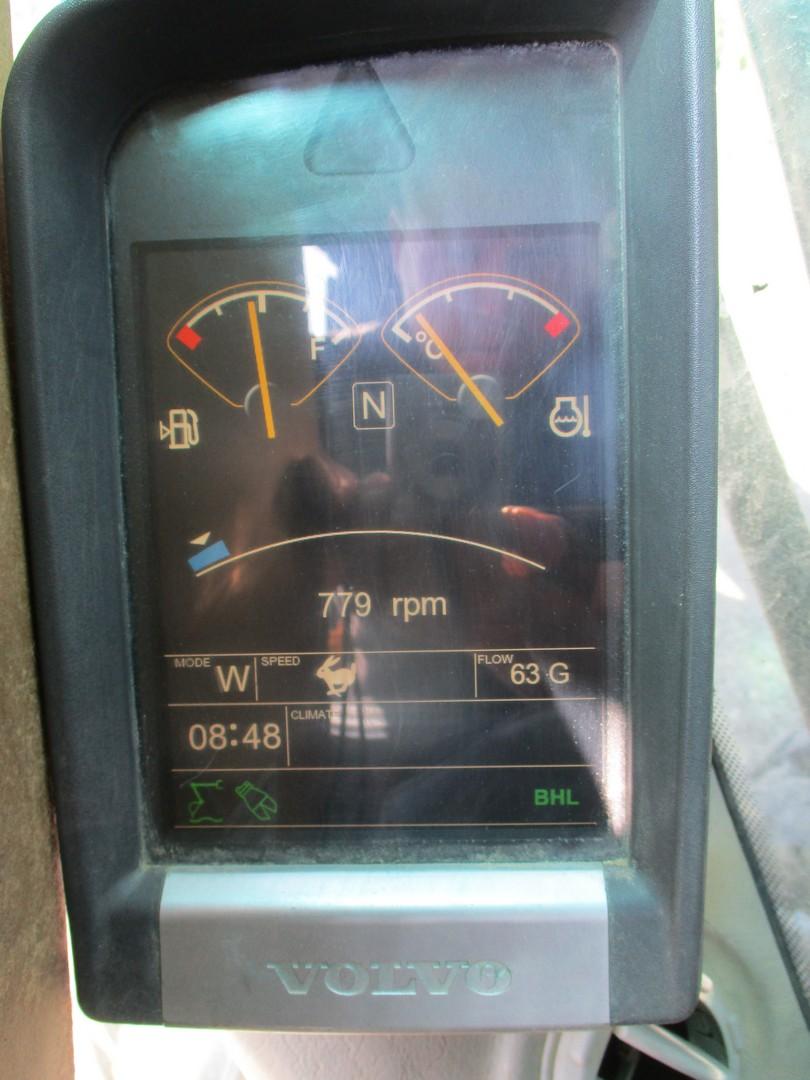 2007 Volvo EW180C Rubber Tire Excavator