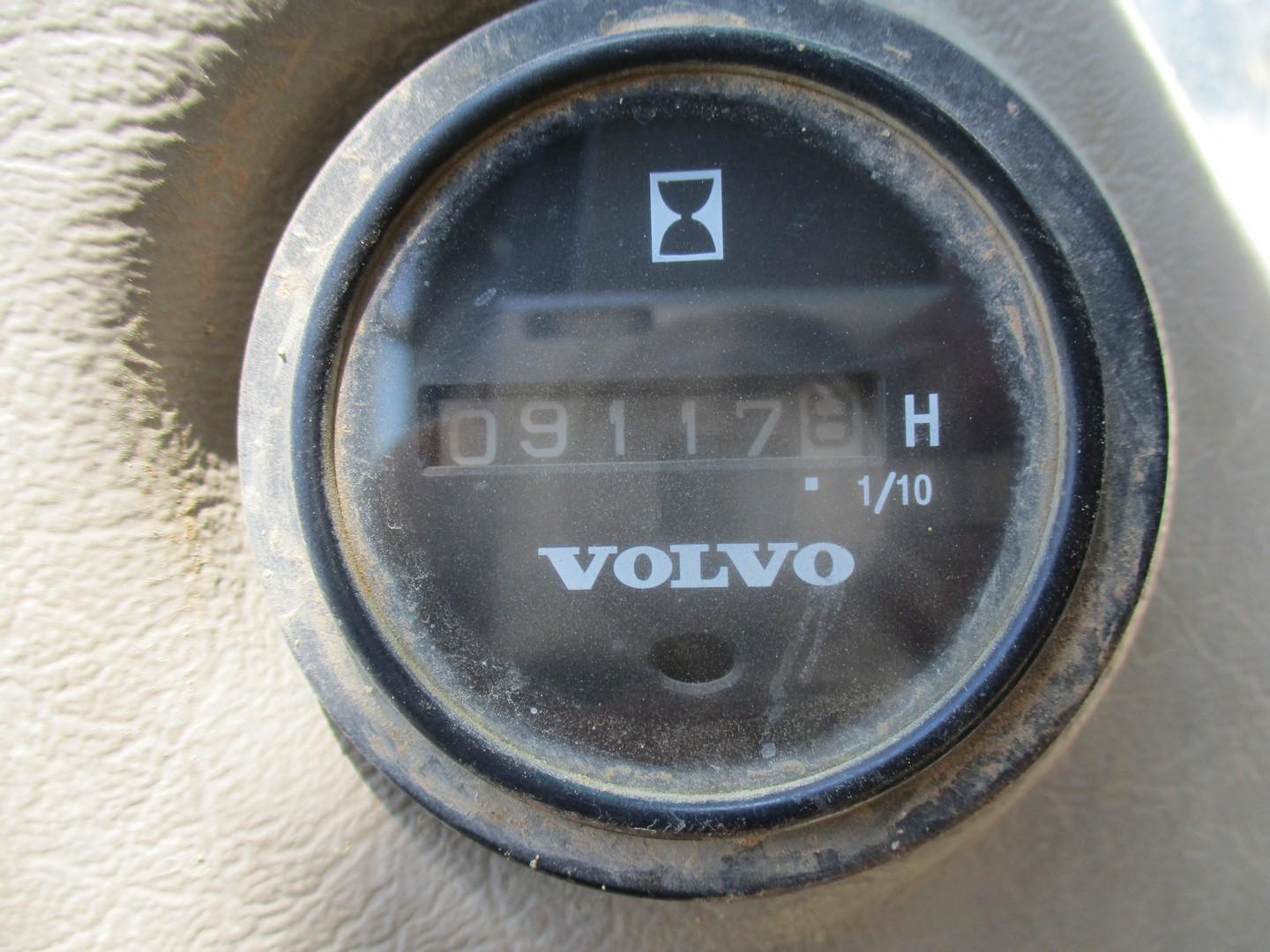 2007 Volvo EW180C Rubber Tire Excavator