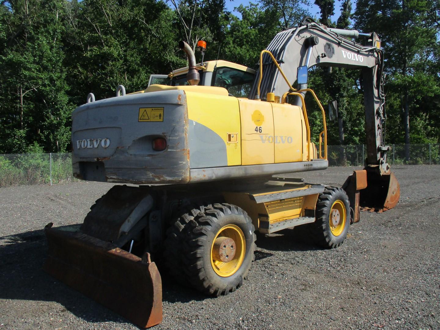 2007 Volvo EW180C Rubber Tire Excavator