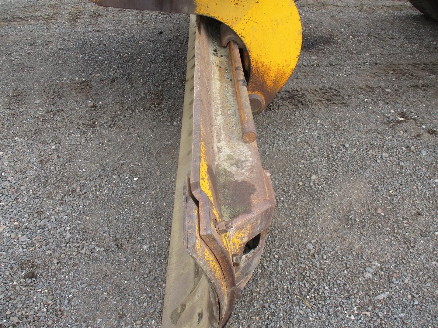 1990 John Deere 772B-H Articulated Motor Grader