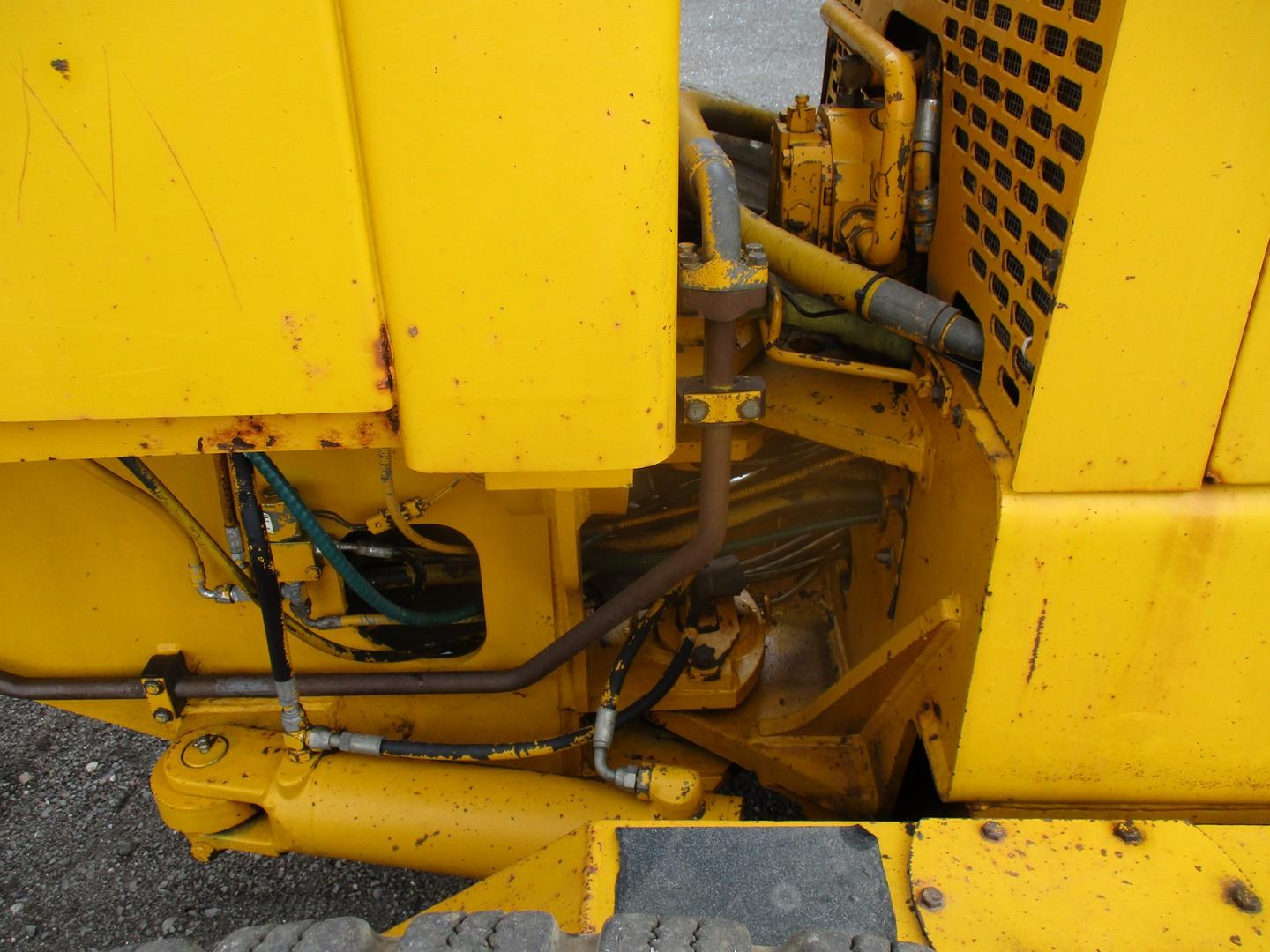 1990 John Deere 772B-H Articulated Motor Grader
