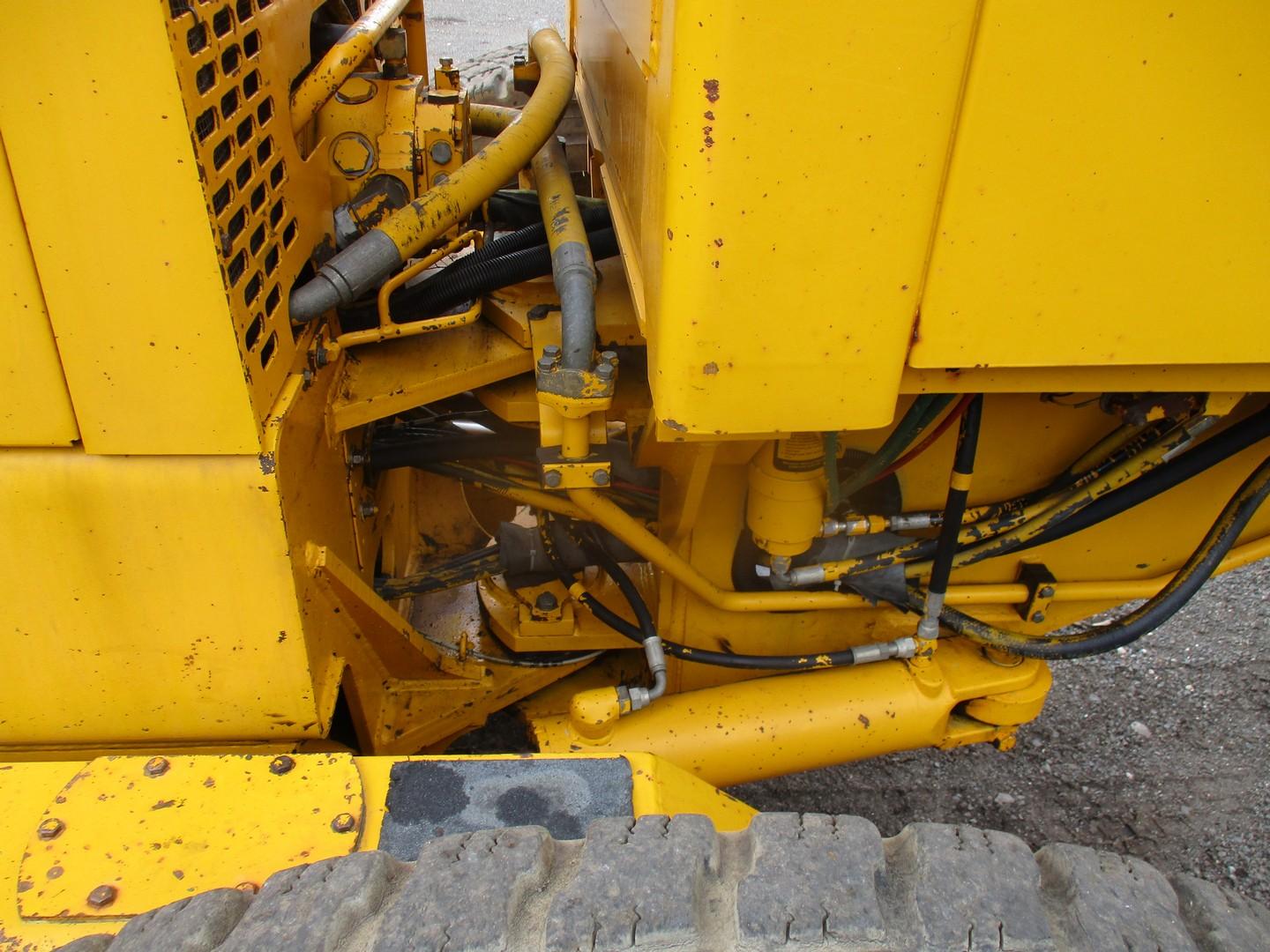 1990 John Deere 772B-H Articulated Motor Grader