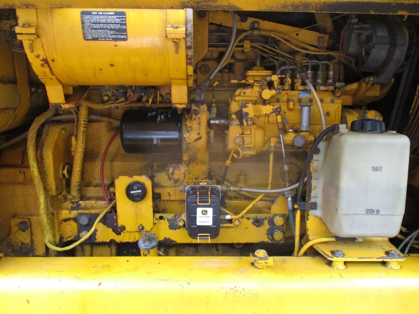 1990 John Deere 772B-H Articulated Motor Grader
