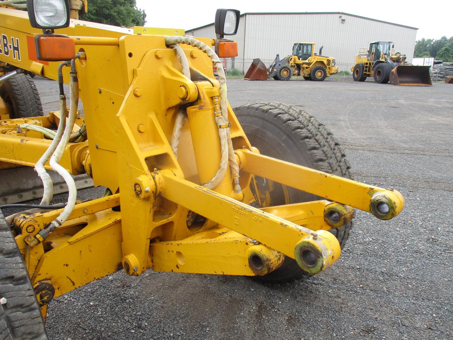 1990 John Deere 772B-H Articulated Motor Grader