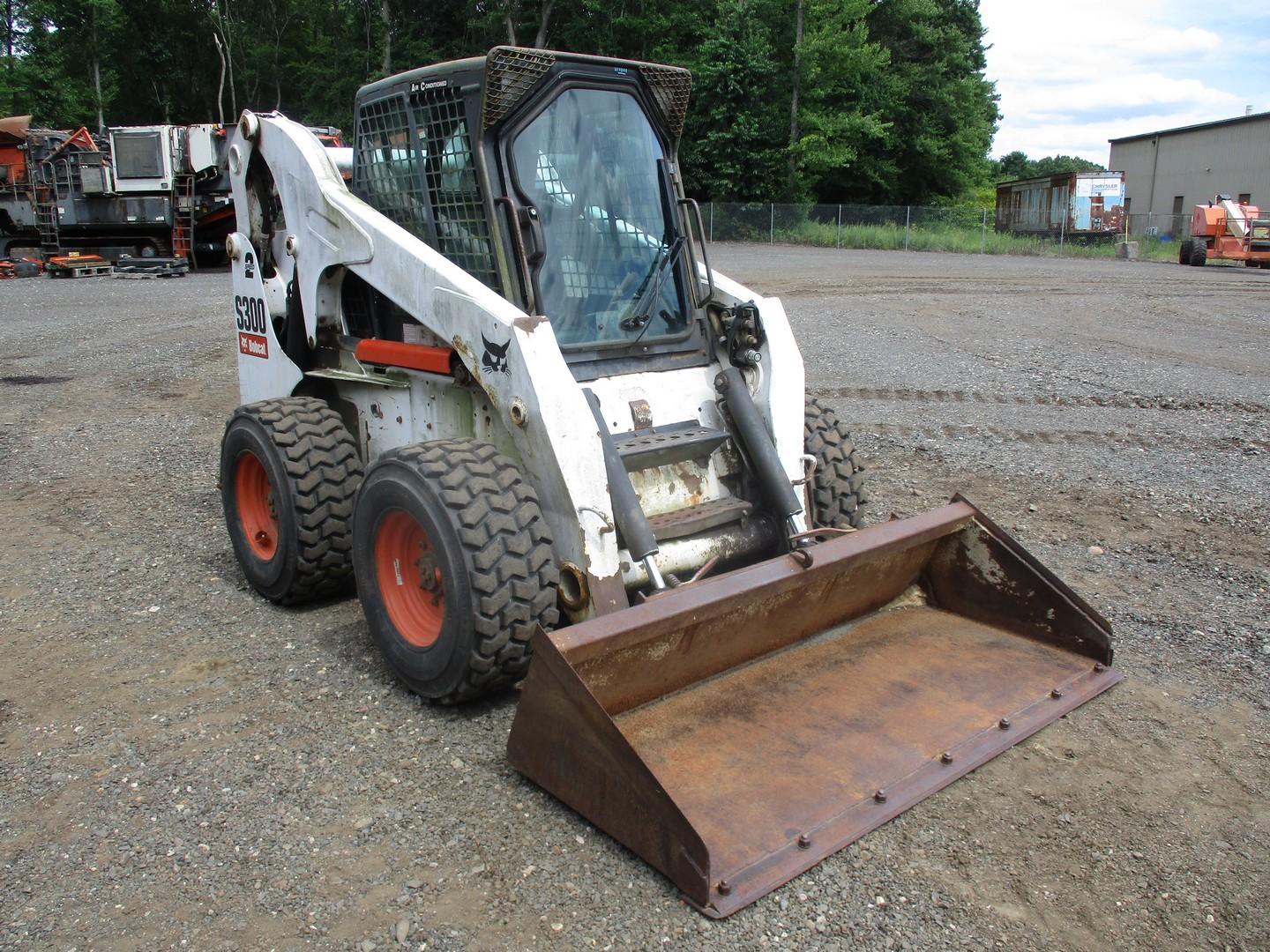2006 Bobcat S300 Skid Steer