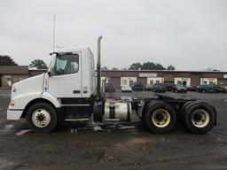 2011 Volvo T/A Tractor