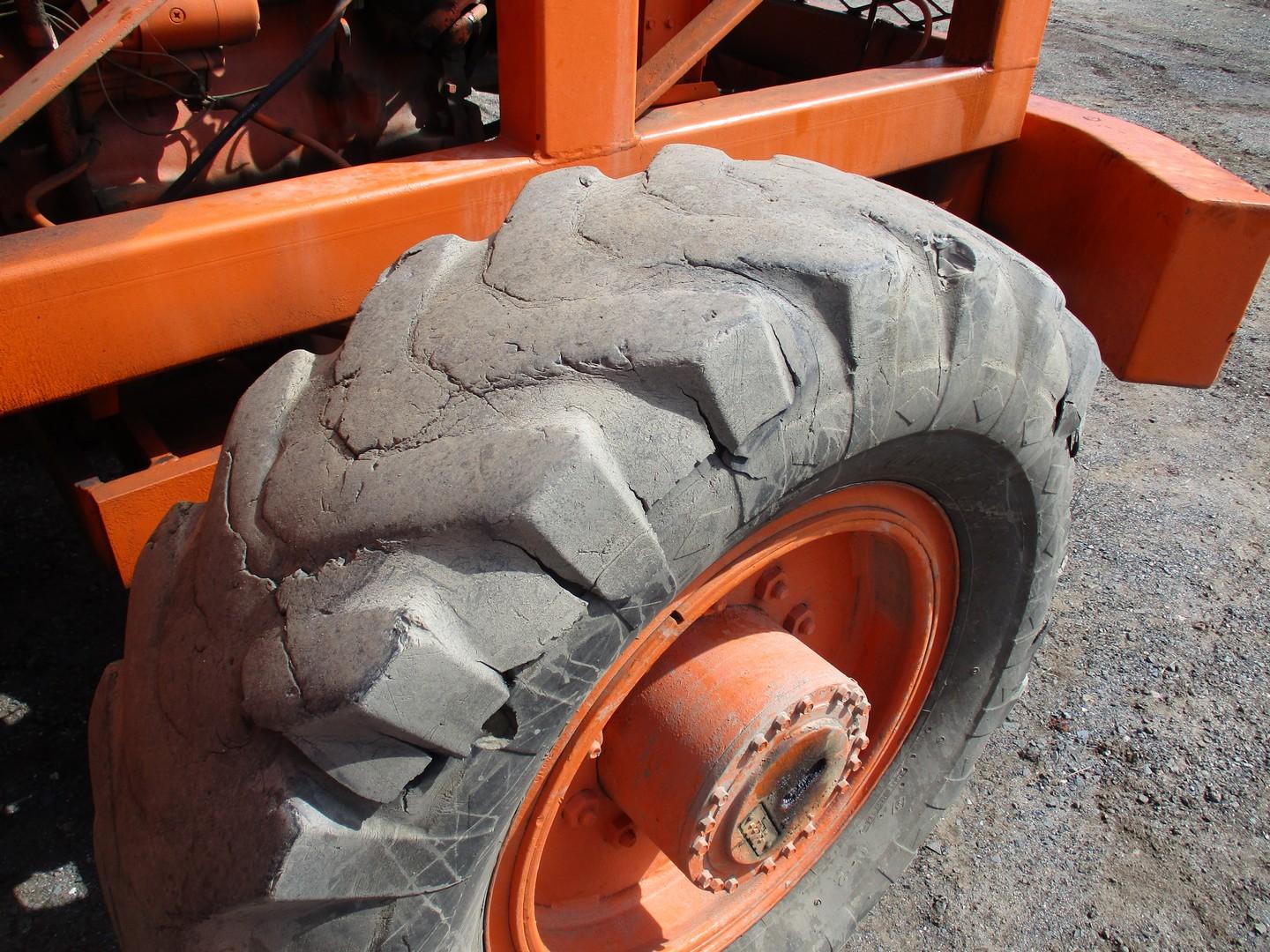 1985 Lull 644 Telescopic Forklift