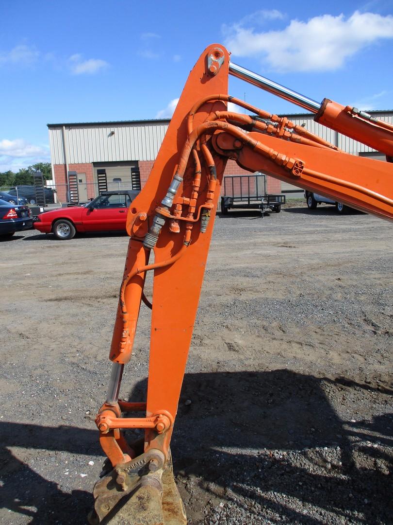 2001 Schaeff HR11 Mini Excavator