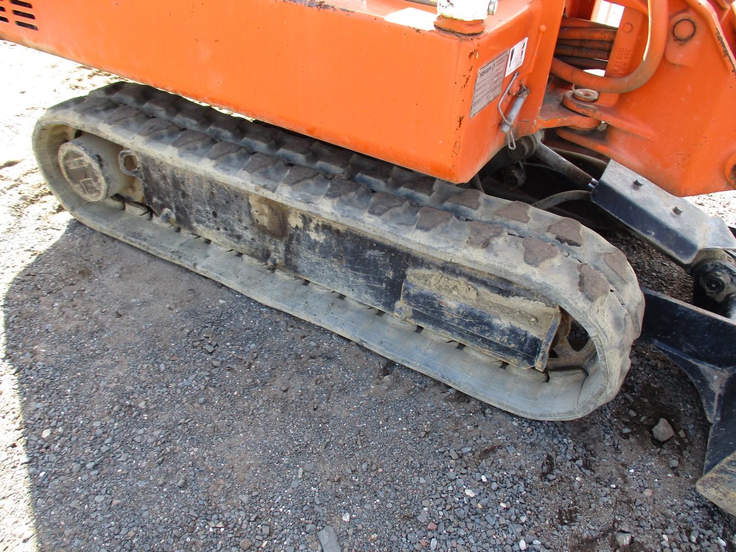 2001 Schaeff HR11 Mini Excavator