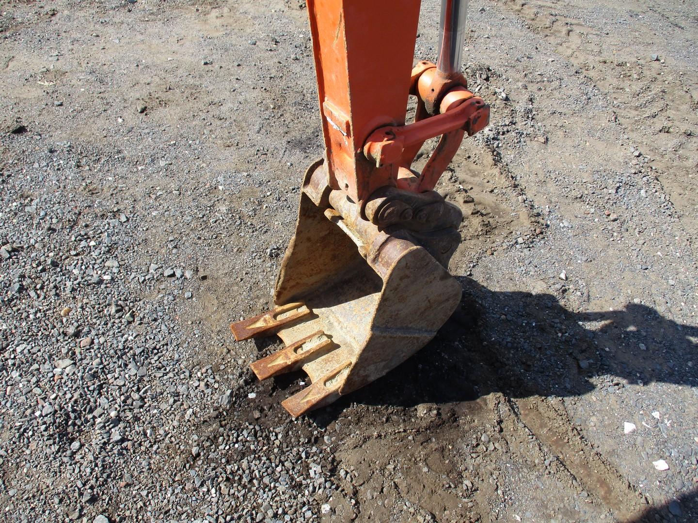 2001 Schaeff HR11 Mini Excavator