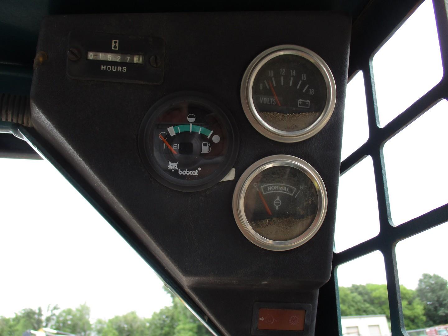 Bobcat 843 Skid Steer