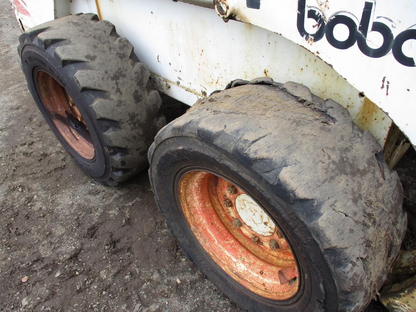 Bobcat 843 Skid Steer