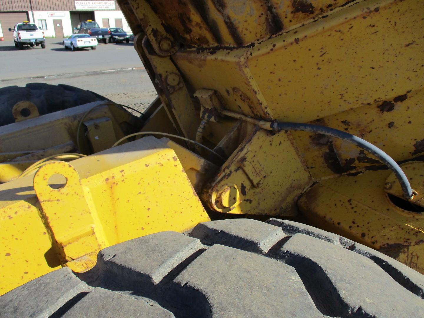 1992 Moxy MT30S Articulated Haul Truck