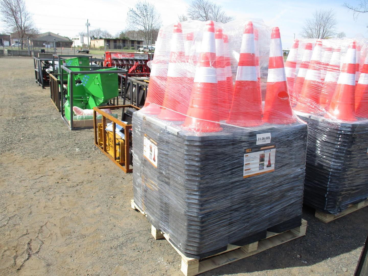 (250) 14" Reflective Traffic Cones