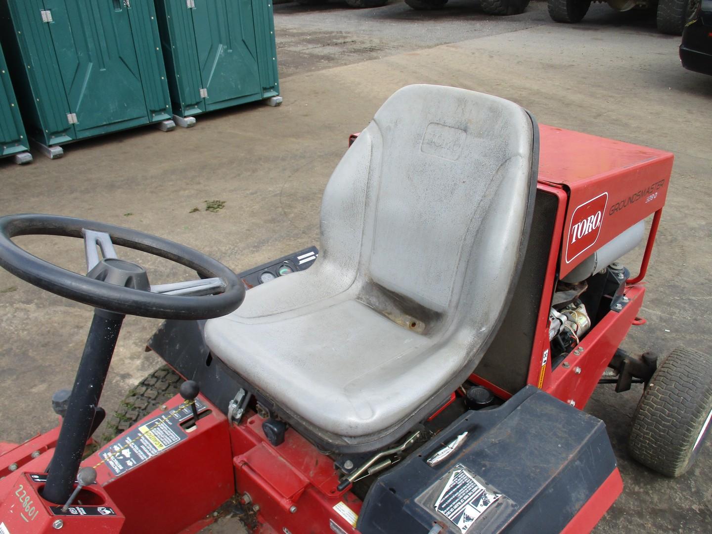 Toro Groundsmaster 328D Mower
