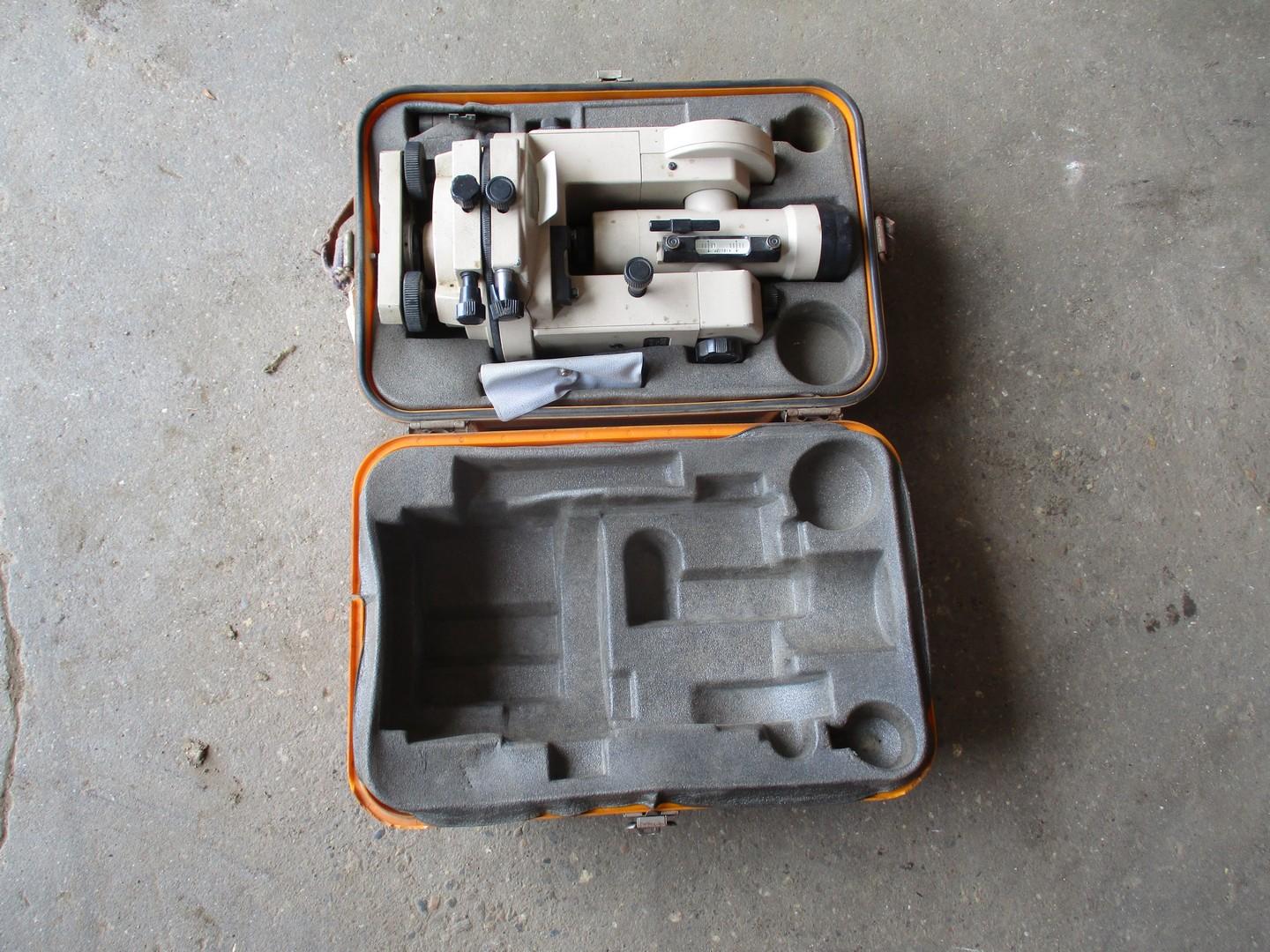 Schneider TT-700 Transit