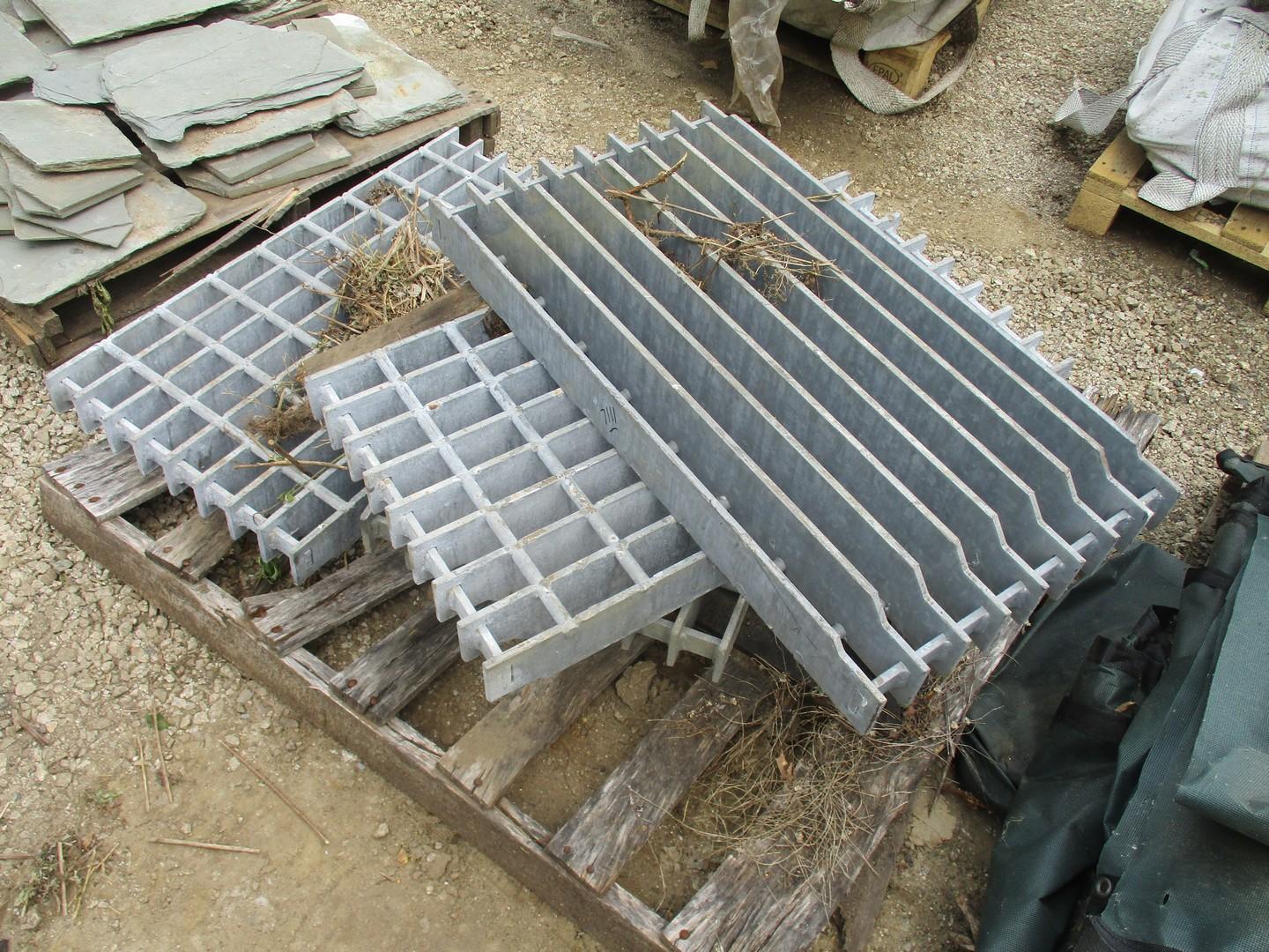 Quantity of Grates