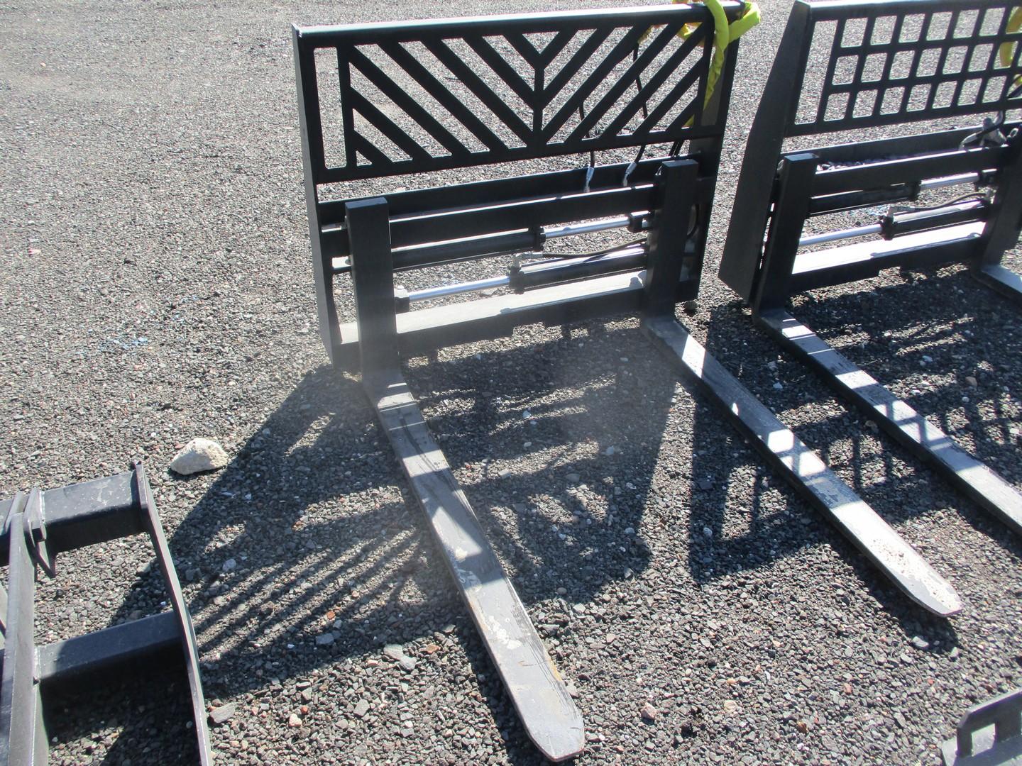48" Hyd Positioning Forks