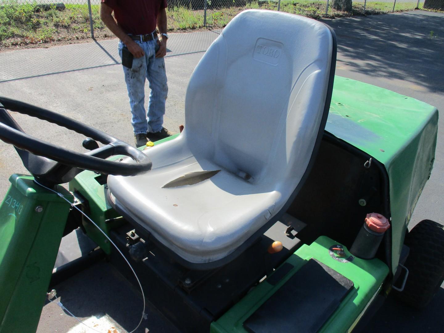 John Deere F1145 Tractor