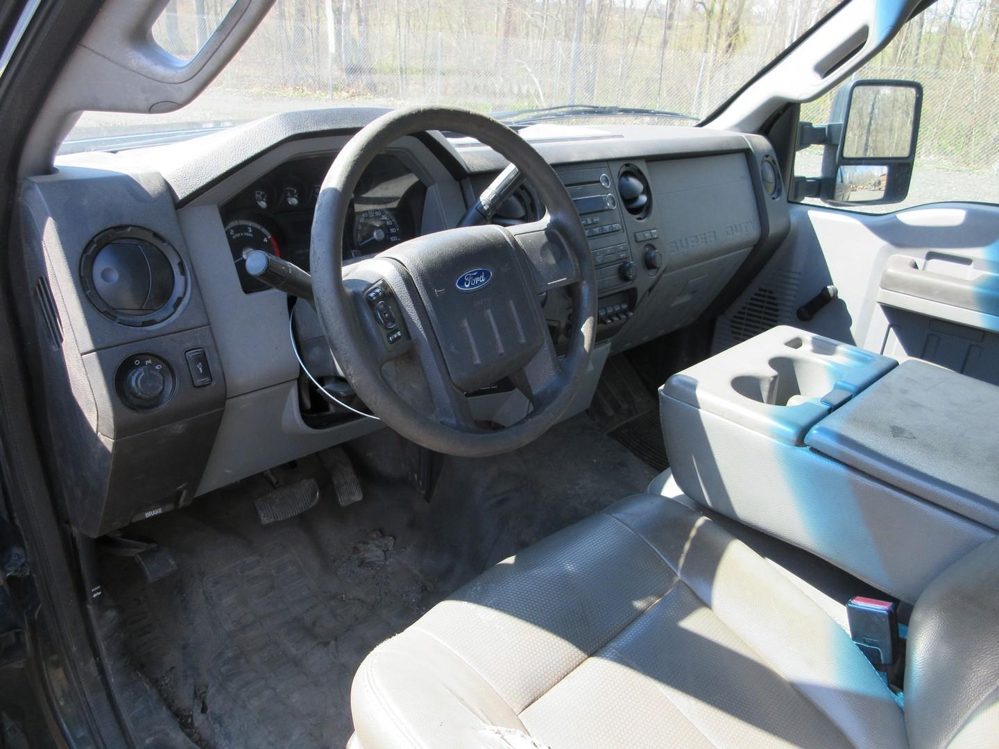 2012 Ford F-250 XL Pickup