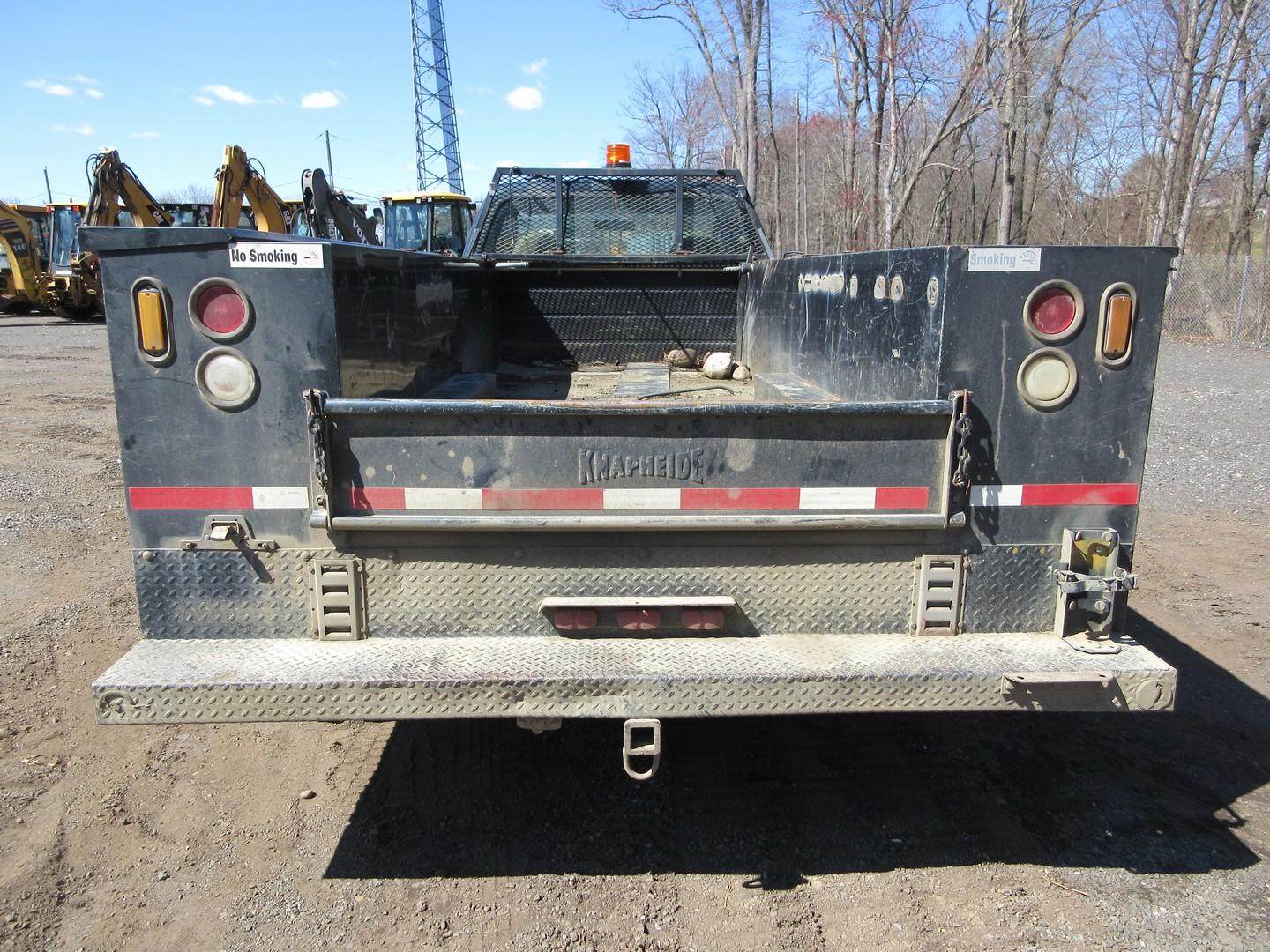 2004 Ford F-550 XL S/A Utility Truck