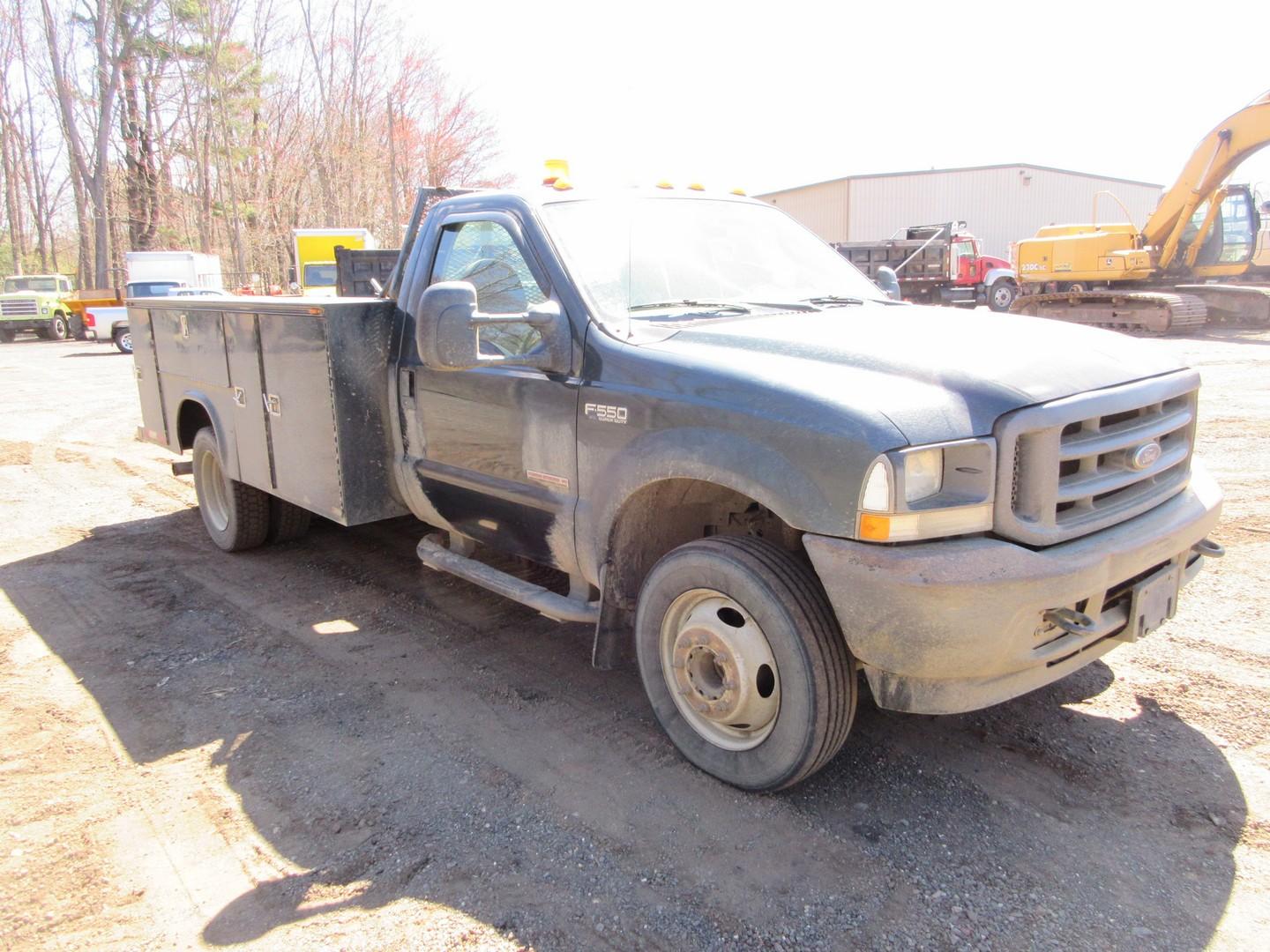 2004 Ford F-550 XL S/A Utility Truck