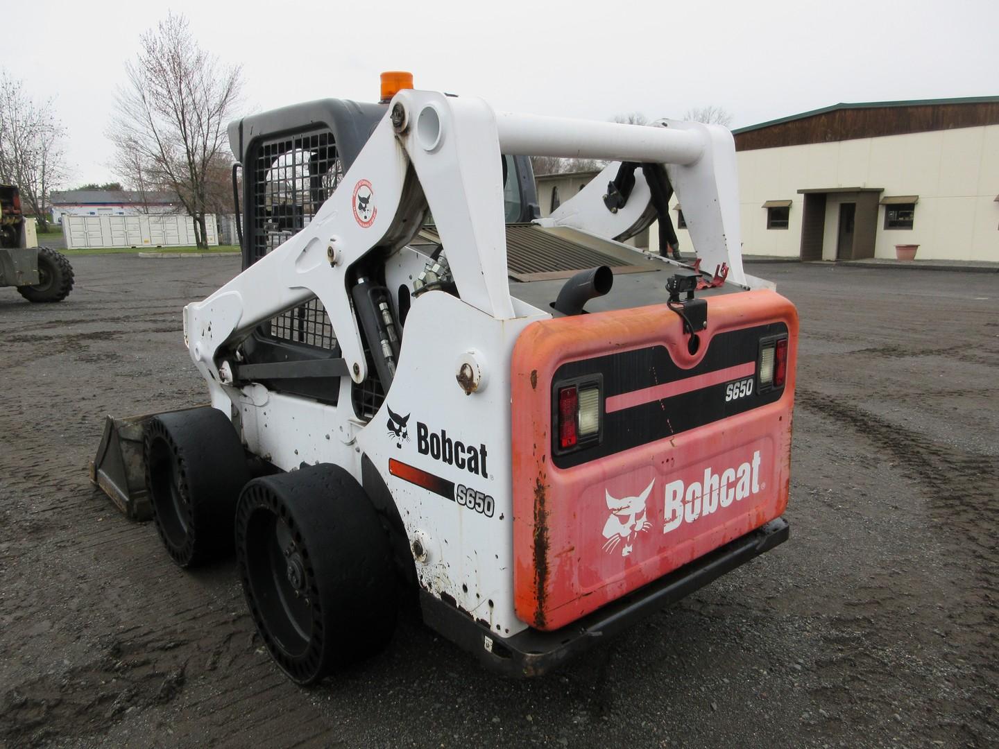 2015 Bobcat S650 Skid Steer