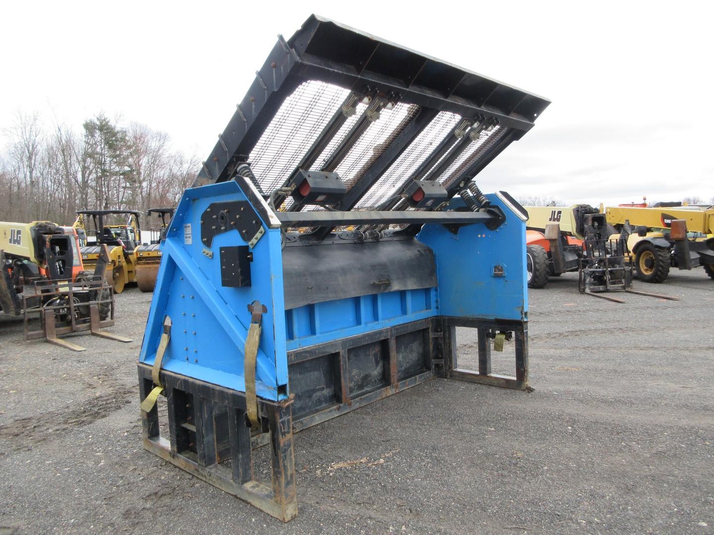 2016 DeSite SLG-108 Electric Box Screener