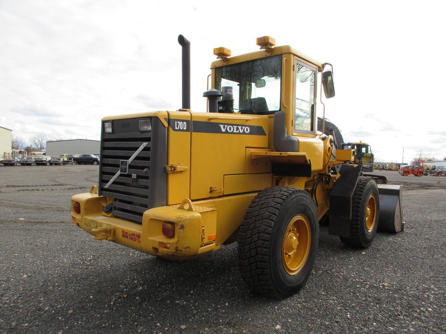 2002 Volvo L70D Rubber Tire Wheel Loader