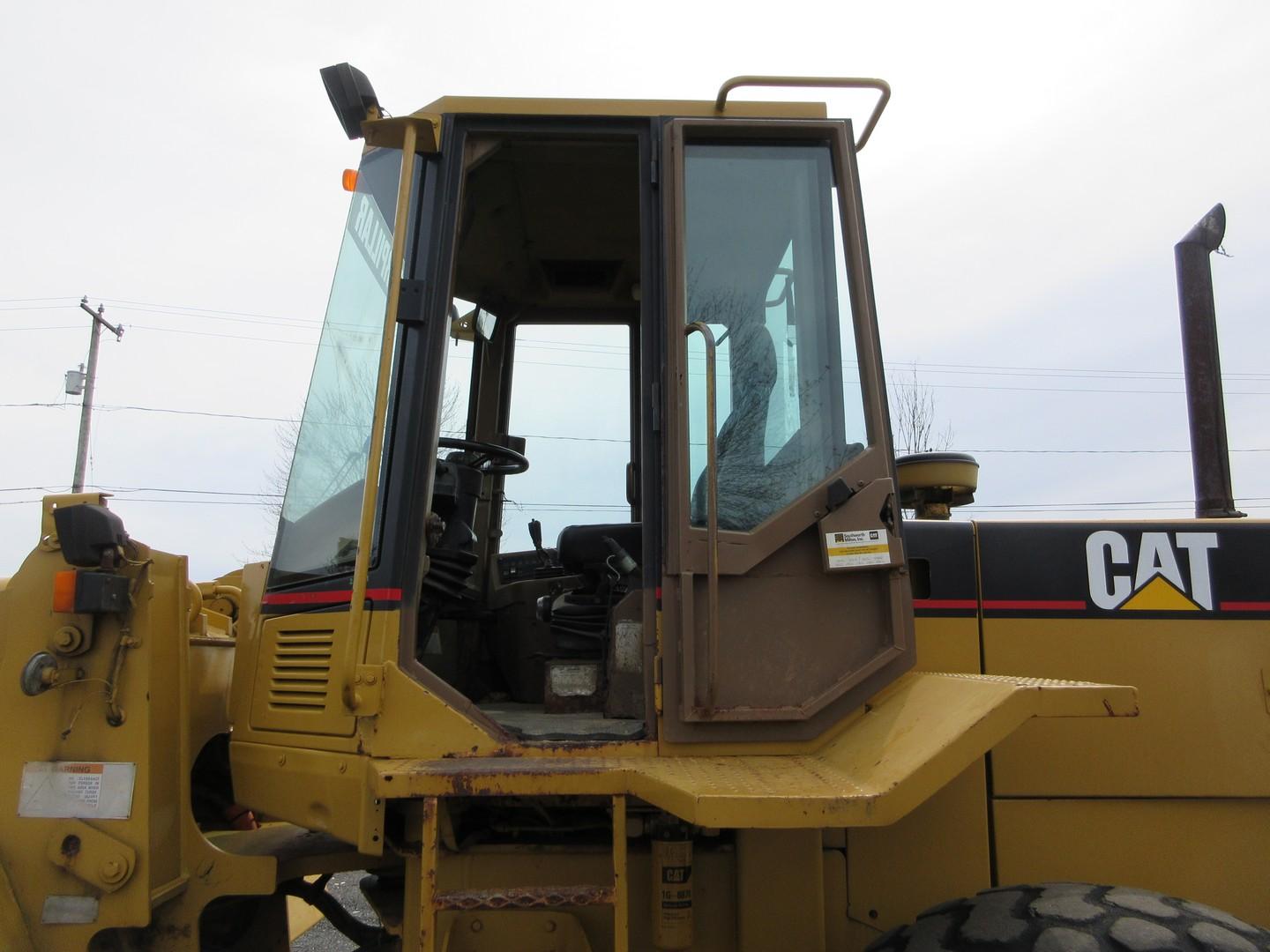 1996 Caterpillar 938F Rubber Tire Wheel Loader