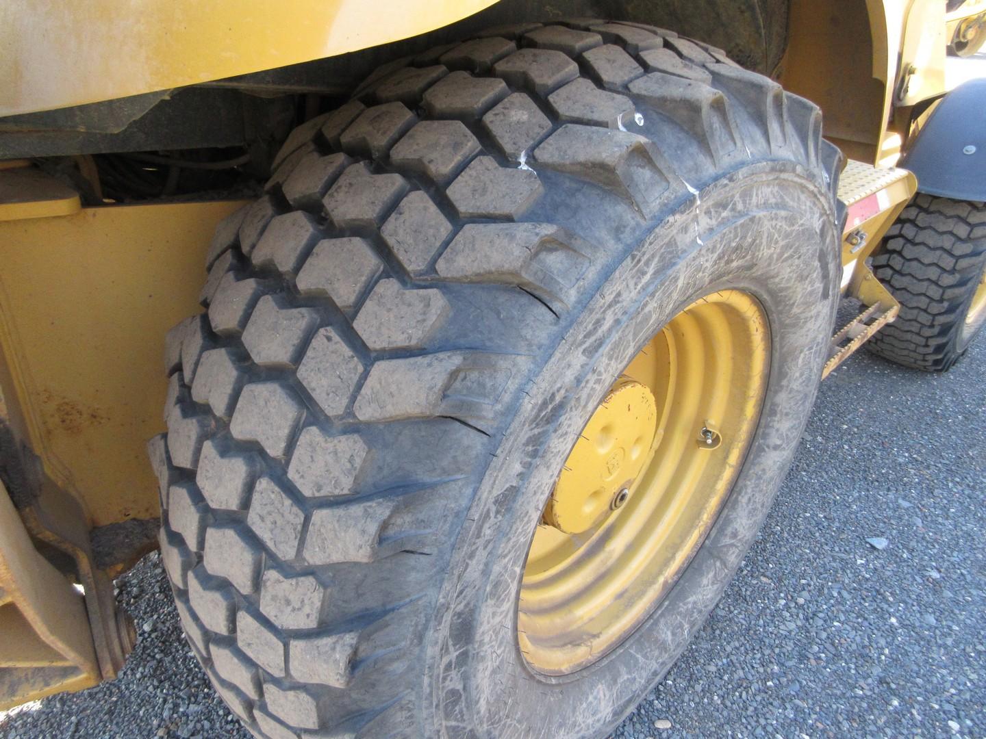 2012 Caterpillar 430E Backhoe Loader