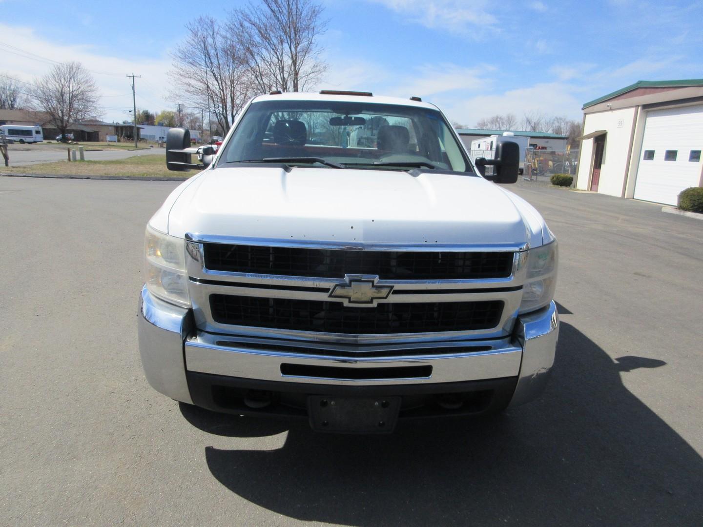 2010 Chevrolet 3500HD S/A Utility Truck